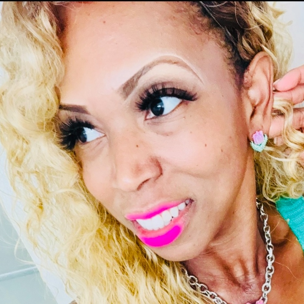 She Flowers 🌺 Her own GARDEN EARRINGS
